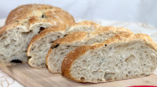 Чиабатта ржаная с маслинами 300гр Вкус Хлеба в упаковке