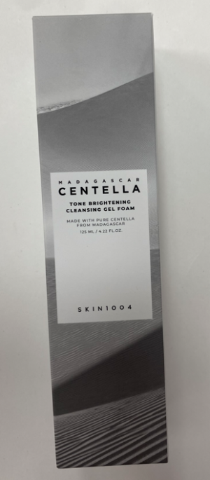 SKIN1004 Madagascar Centella осветляющий очищающий гель-пенка 125мл