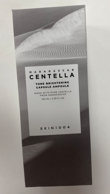 Осветляющая ампульная сыворотка для лица 100мл SKIN1004 Madagascar Centella Tone Brightening Capsule Ampoule