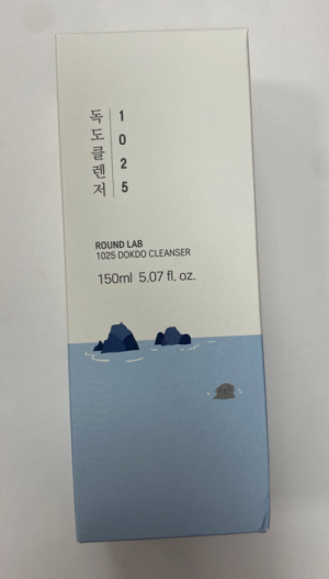Очищающая пенка 150мл Round Lab 1025 Dokdo Cleanser