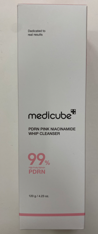 Очищающая пенка 120мл Medicube PDRN Pink Niacinamide Whip Cleanser